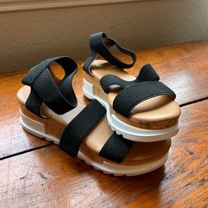 Brand new Black and Tan sandals platform